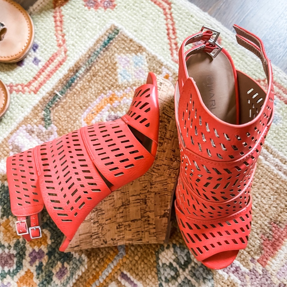 Charles Coral Wedges